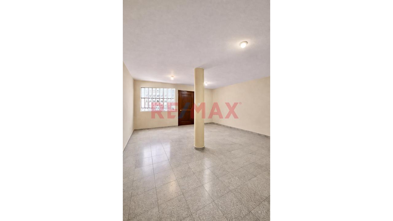 Vendo Casa De 4 Pisos + Azotea Ideal Para Generar Ingresos En Santa Anita — foto 10