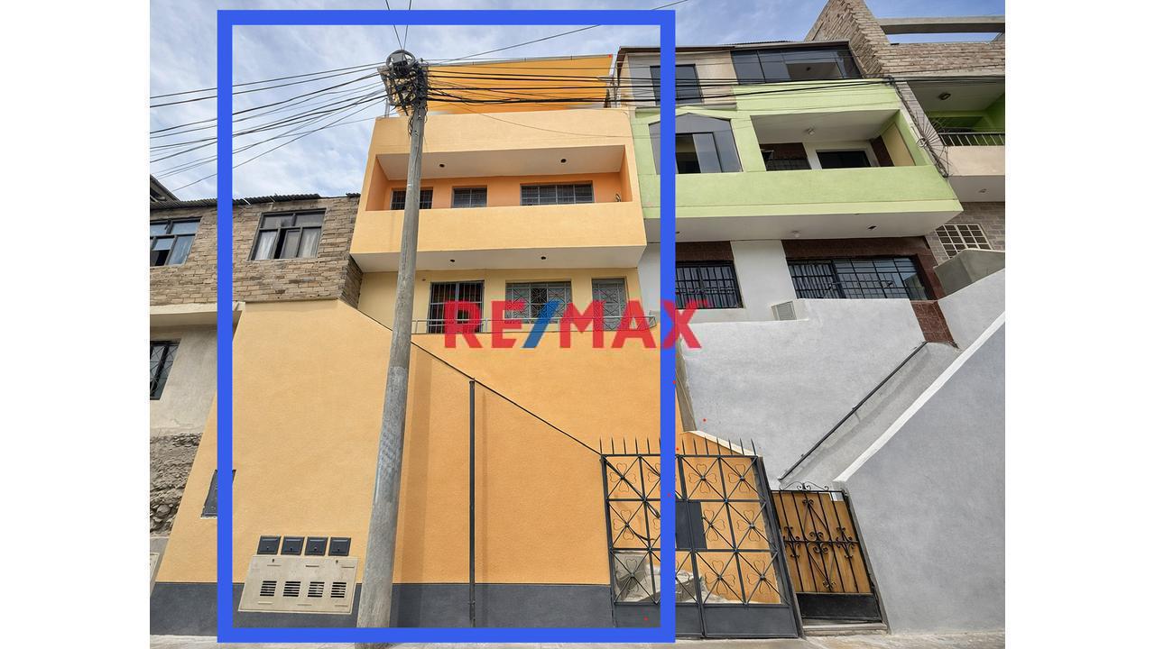 Vendo Casa De 4 Pisos + Azotea Ideal Para Generar Ingresos En Santa Anita