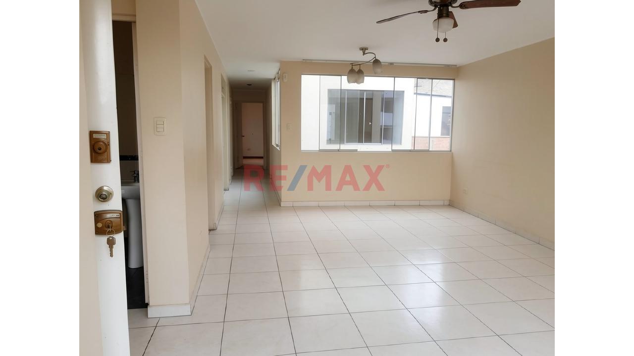 🚀 ¡Elegancia Y Amplitud En Mangomarca! Departamento Con Vista Priviligiada🏡✨ — foto 8
