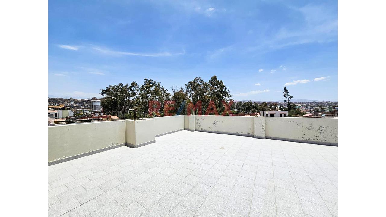 🏡✨ Tríplex Con Terraza En Residencial Lara – Socabaya ✨🏡 - 8