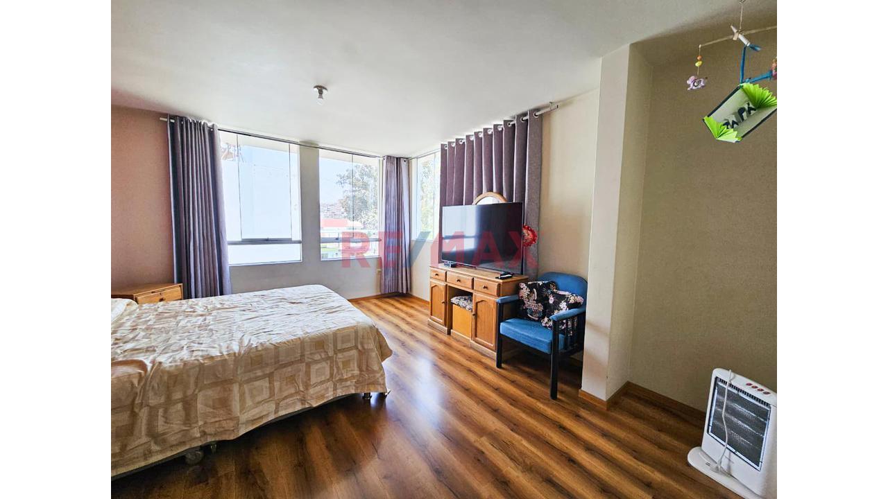 🏡✨ Tríplex Con Terraza En Residencial Lara – Socabaya ✨🏡 - 10