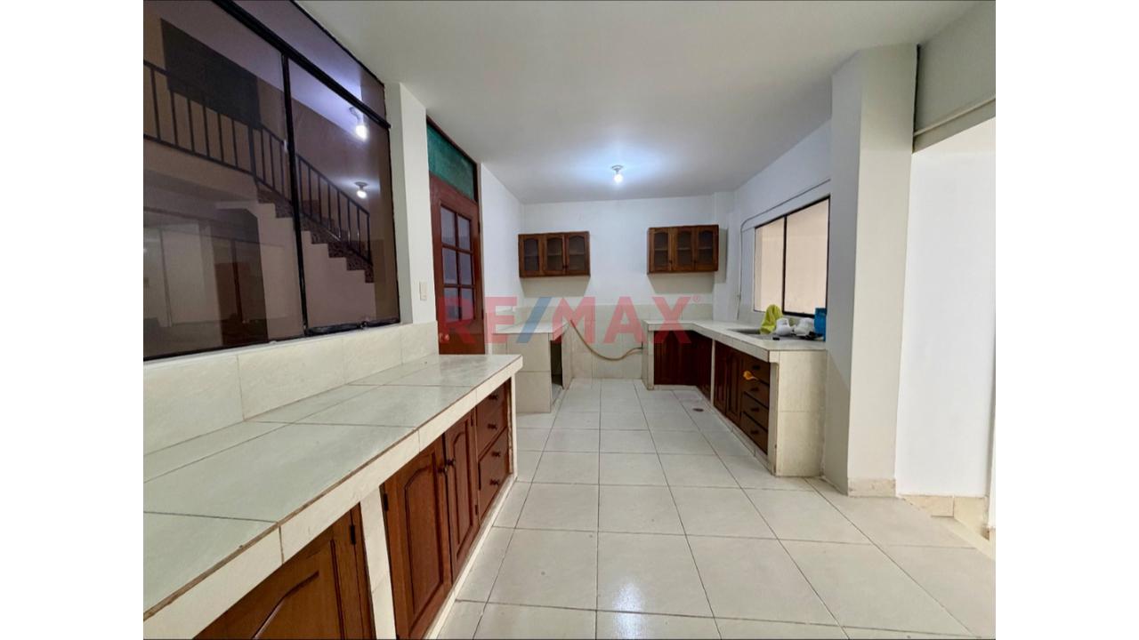 Gran Oportunidad De Inversión Y Vivienda En Chincha - 13