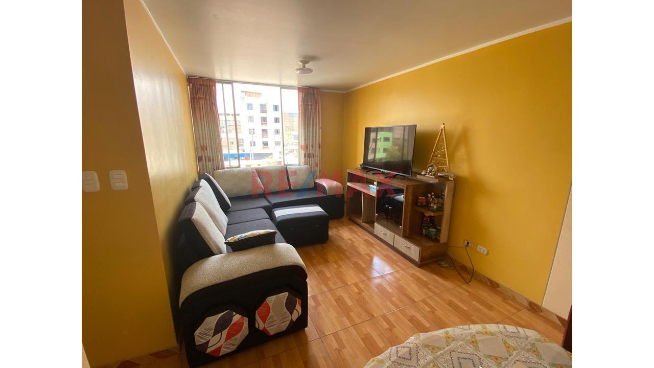 Departamento En Venta En Ate Torres De Santa Clara Ii - 1