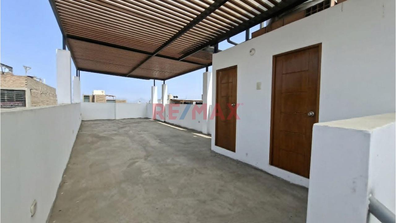 Alquiler De Local Comercial De 3 Niveles + Terraza En Huaral – Excelente Ubicación - 12