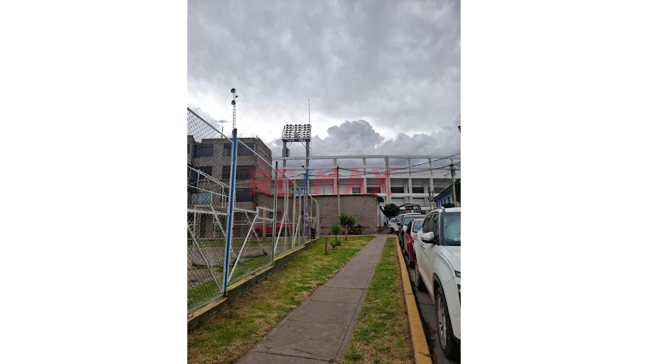 Terreno En Venta – Cuatro Torres, Wanchaq - 1