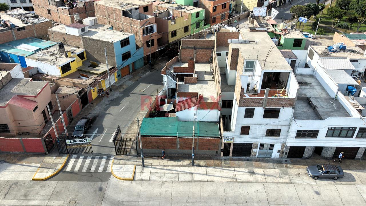 Alquiler Casa Local En Plena Esquina Y Avenida Zona Alto Transito Para Minimarkets Con Buena Area. — foto 7