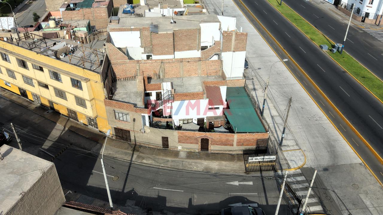Alquiler Casa Local En Plena Esquina Y Avenida Zona Alto Transito Para Minimarkets Con Buena Area. — foto 8