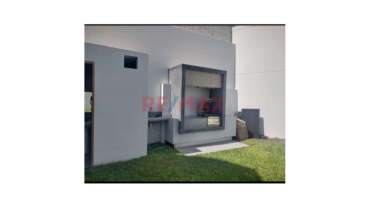 Venta De Casa En Condominio En La Res. La Angostura - 18