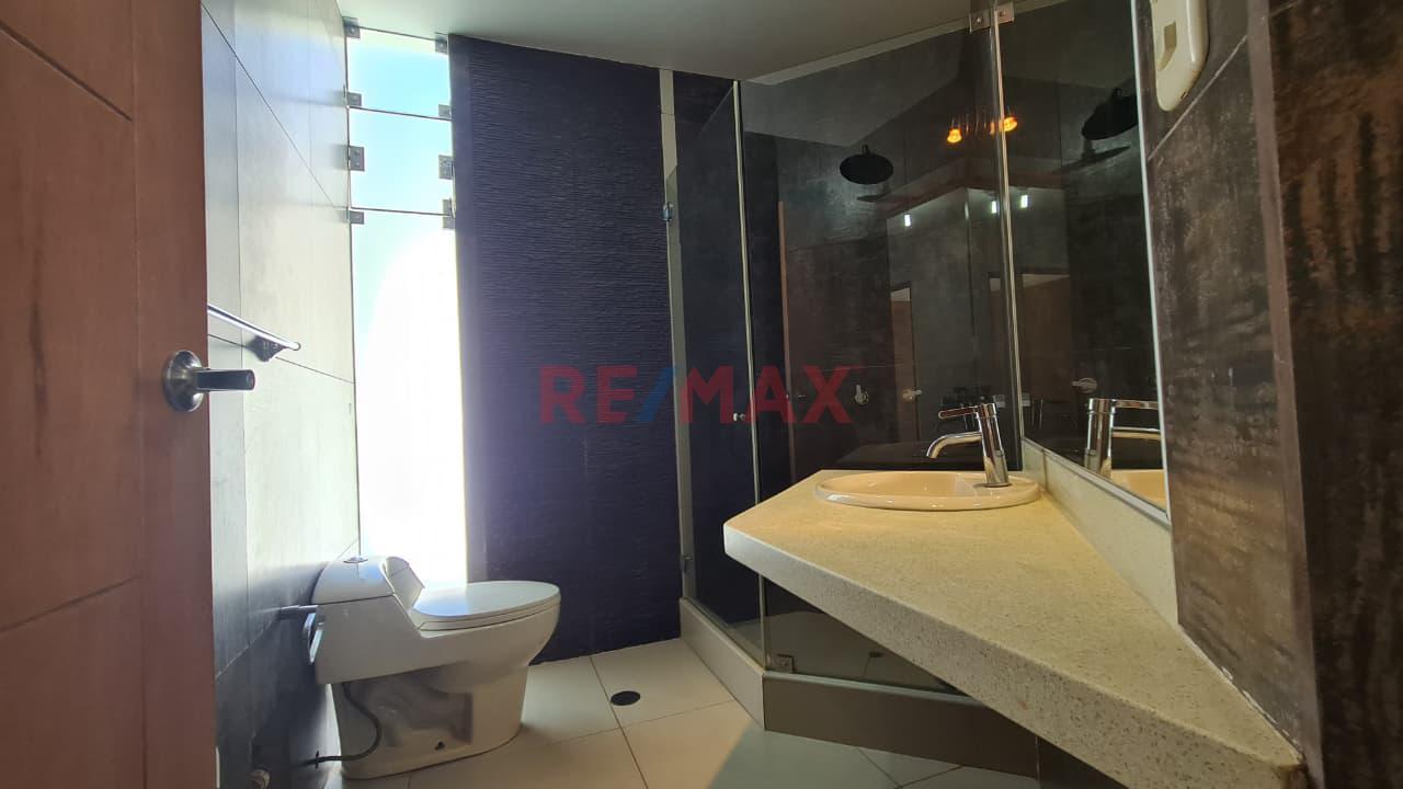 Venta De Casa En Condominio En La Res. La Angostura - 13