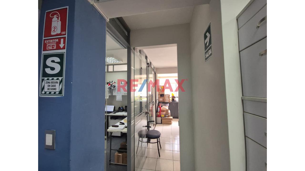 Alquiler De Local Comercial (3Er Piso) - San Isidro (Corpac) - 5