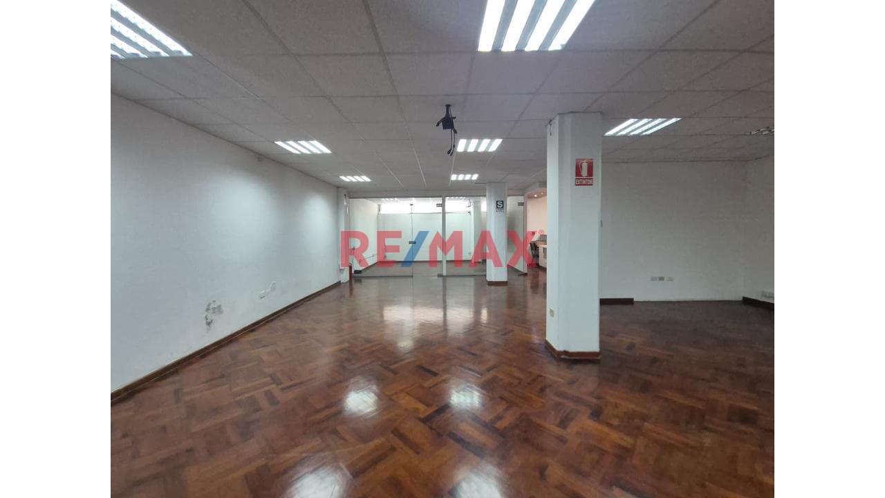 Alquiler De Local Comercial (1Er Y 2Do Piso) - San Isidro (Corpac) - 3