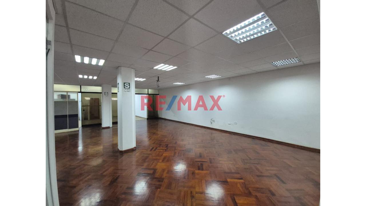 Alquiler De Local Comercial (1Er Y 2Do Piso) - San Isidro (Corpac) - 7