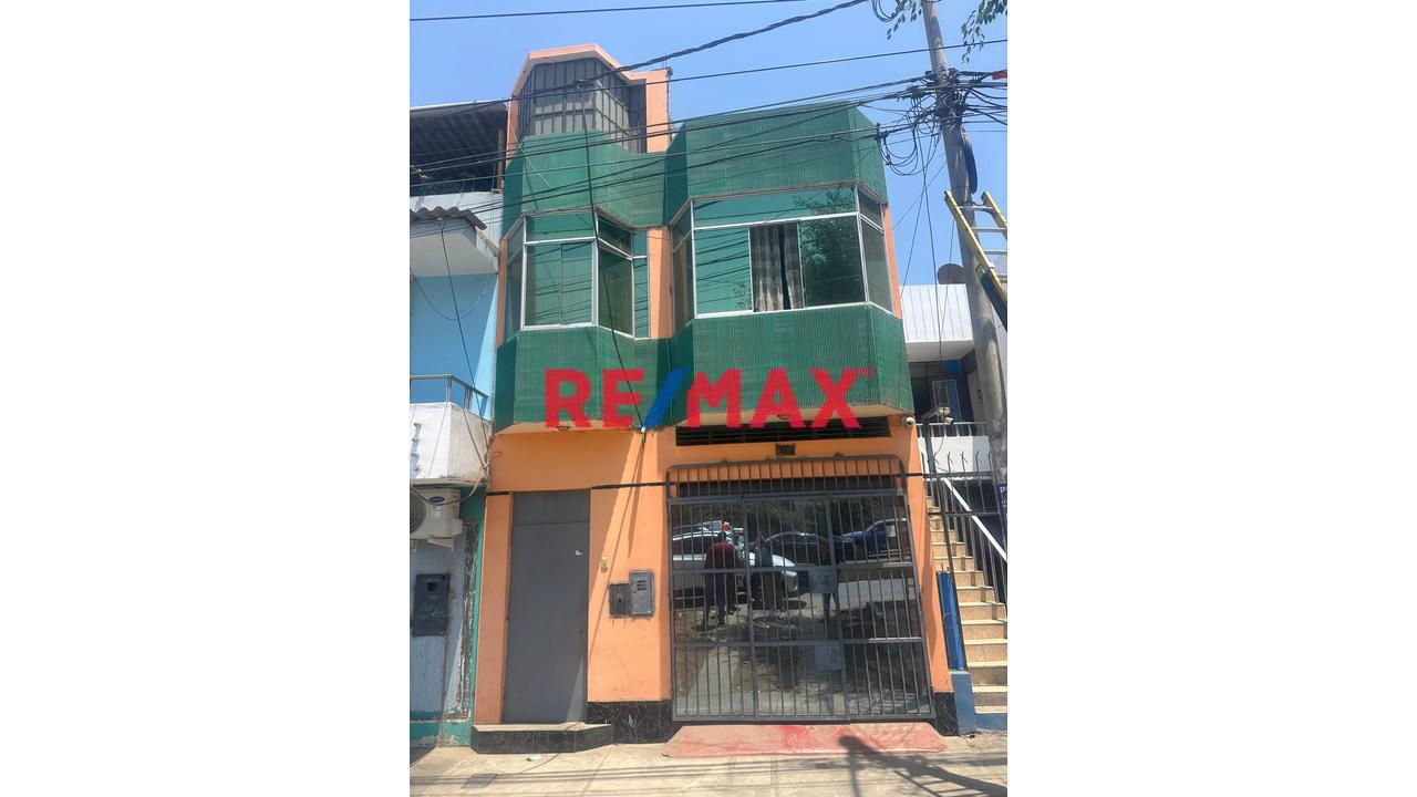 Alquiler De Casa + Local Comercial En Plena Avenida - 1