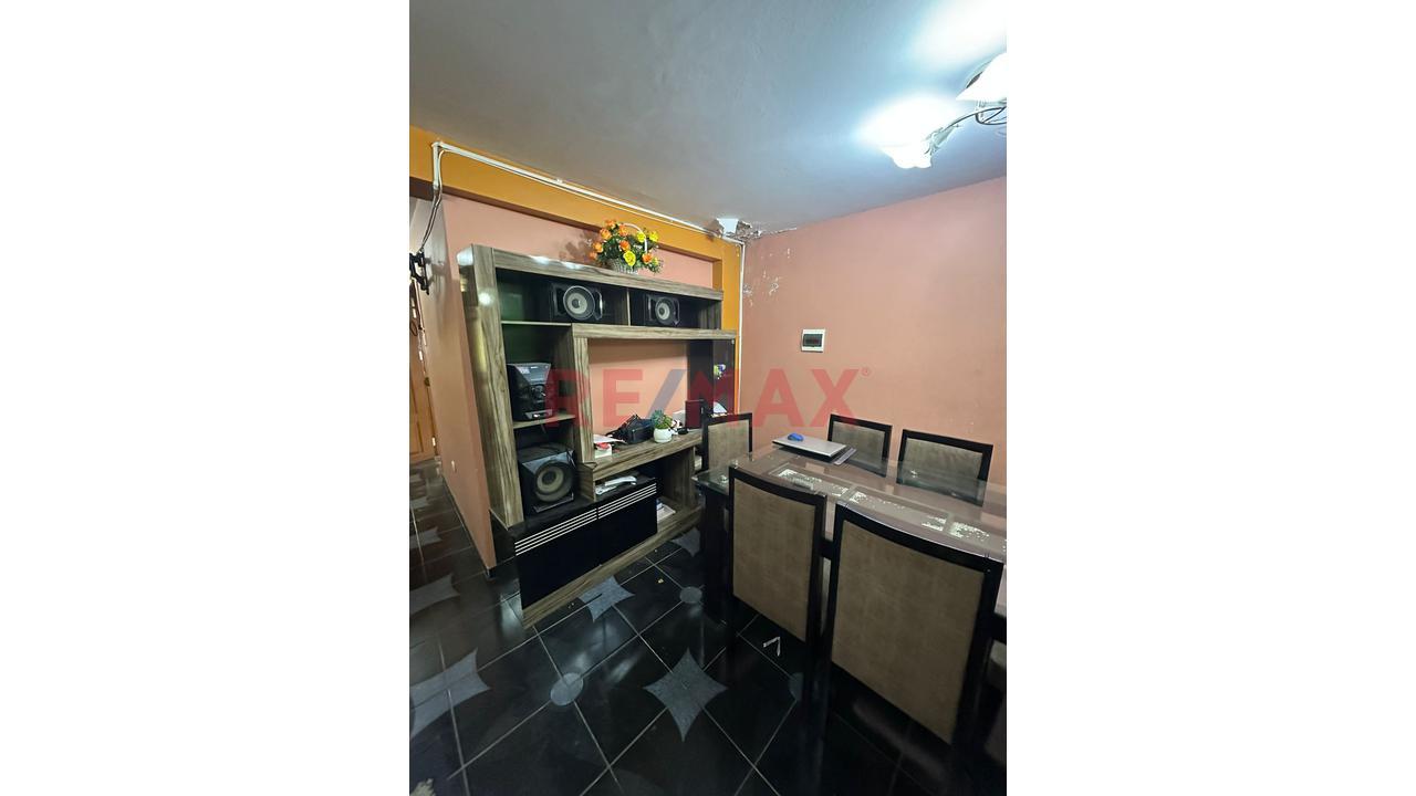 Alquiler De Casa + Local Comercial En Plena Avenida - 3