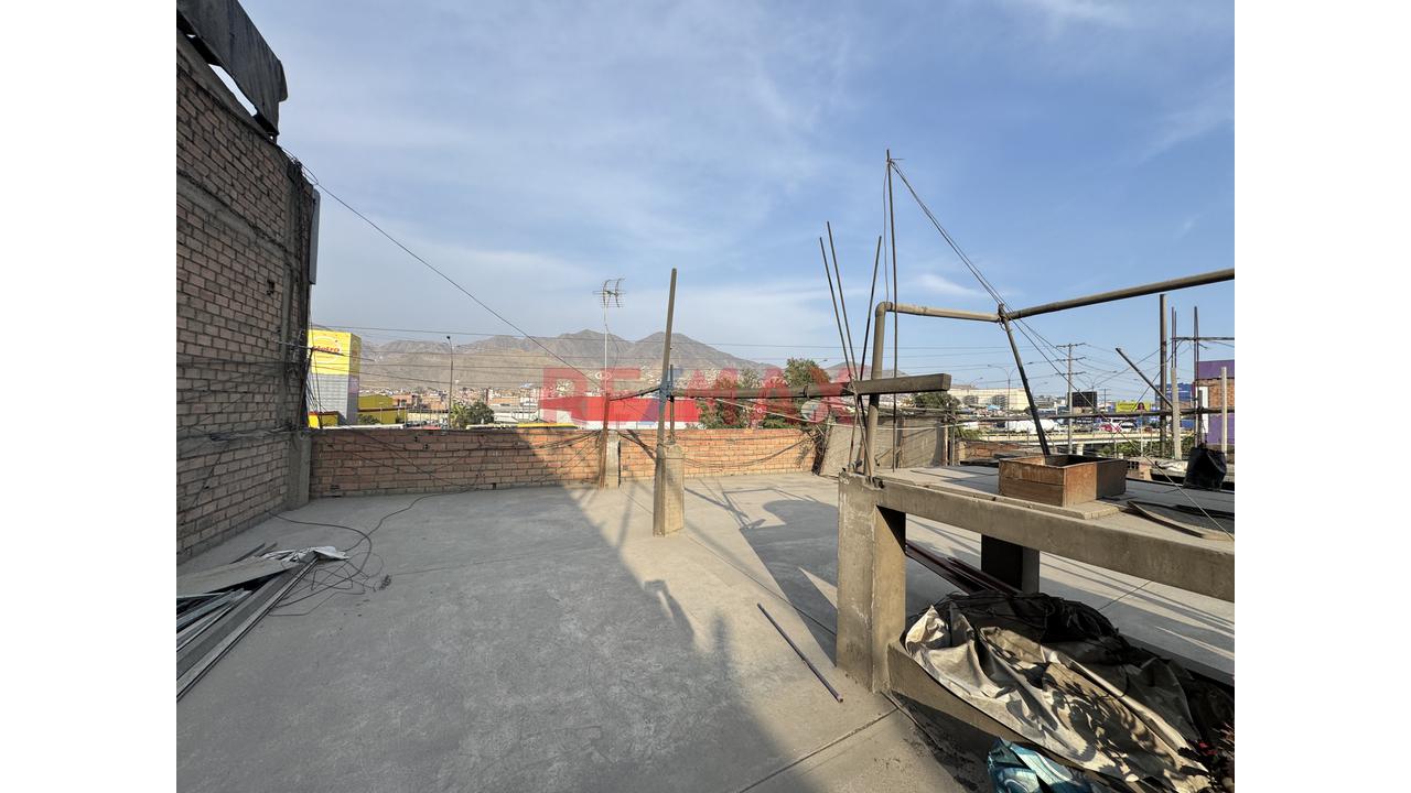 Local comercial de 1000 m² en Los Olivos — foto 5