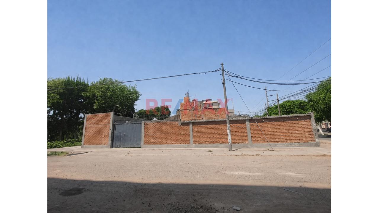 Excelente Oportunidad En Ubicación Estratégica 550M2 - 6