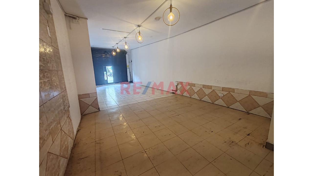 Alquiler De Local Comercial En Zona Estratégica - Los Olivos — foto 5