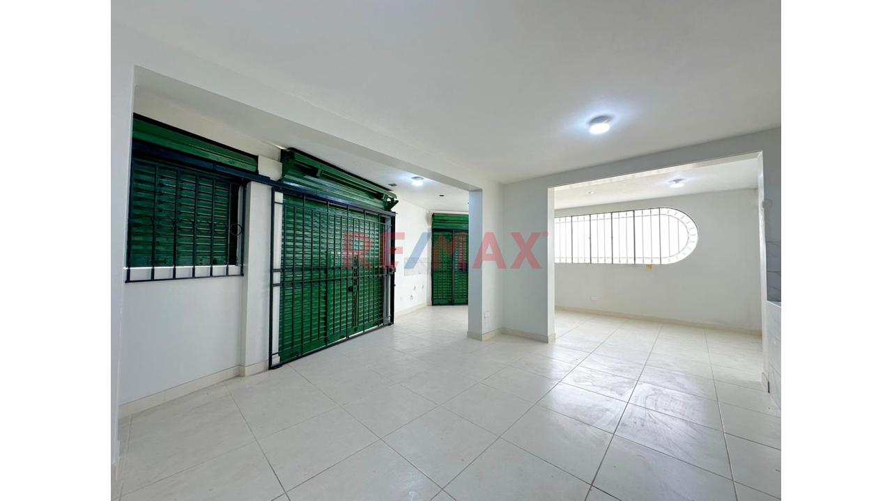 Alquiler De Local Comercial En Esquina – En Palao (Smp) — foto 2