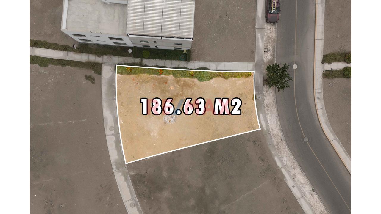 Terreno de 187 m² en Mala — foto 3