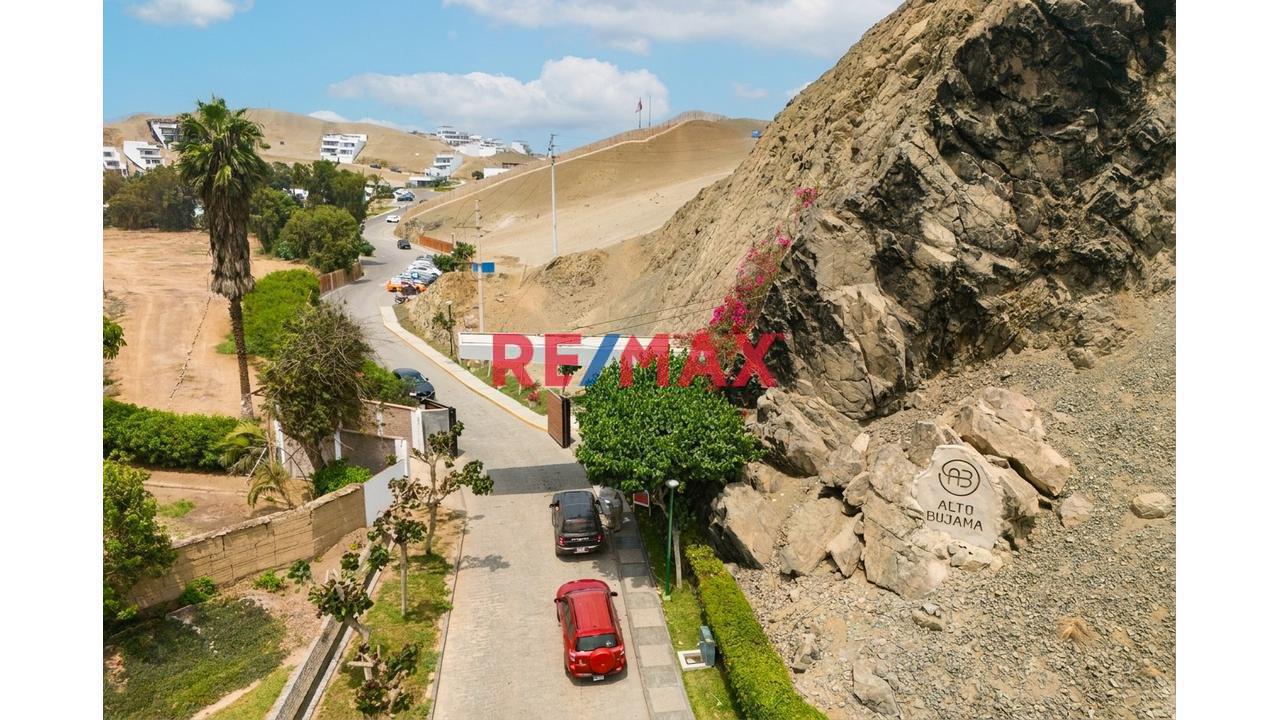 Terreno de 187 m² en Mala
