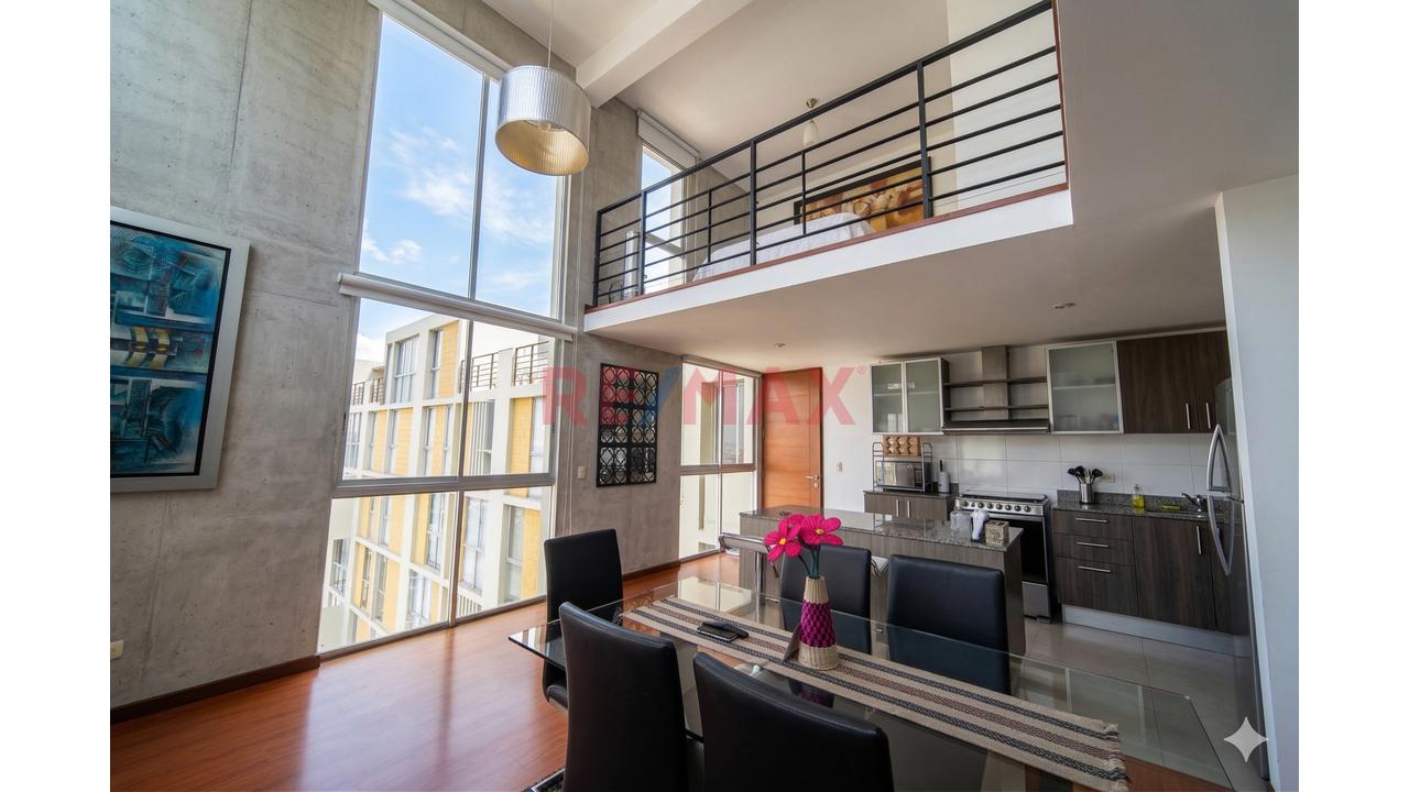 Venta De Departamento Dúplex Con Terraza Soñada En Miraflores — foto 7