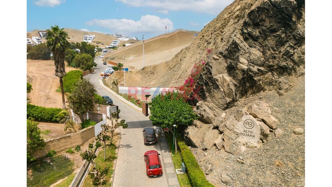Terreno de 180 m² en Mala — foto 4