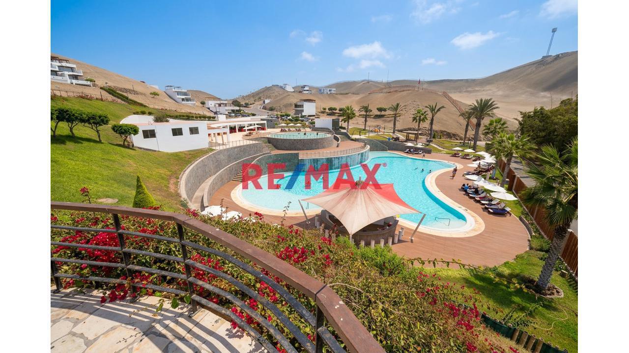 Terreno de 180 m² en Mala