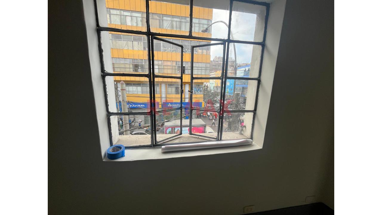 Vendo Ambiente Versatil En El Corazon De Gamarra ✨🏢 - 12