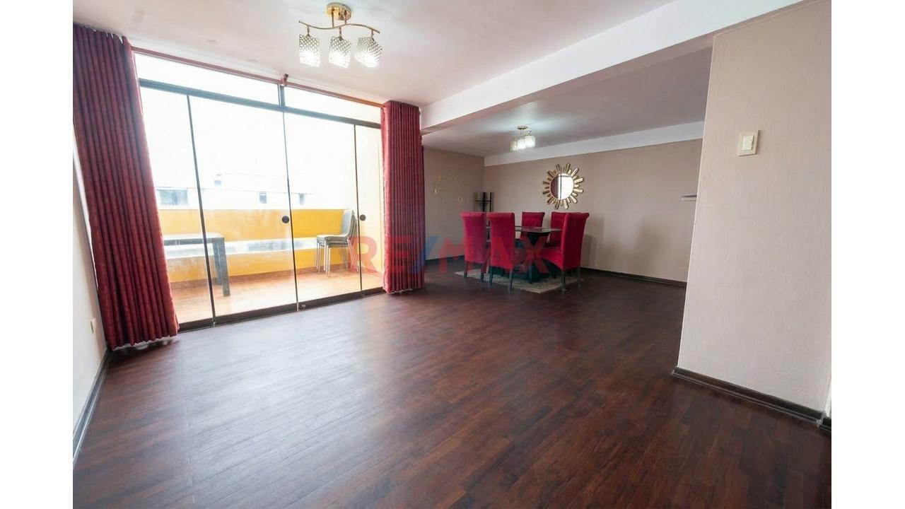 Departamento de 4 dormitorios en Callao, 140 m² — foto 2