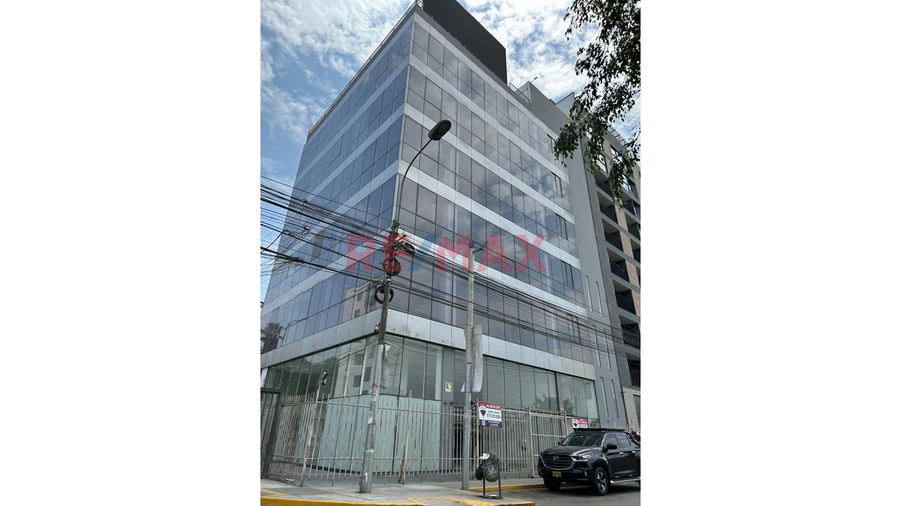 Oficinas Corporativas En Alquiler – Av. Circunvalación, Alta Conectividad Y Visibilidad Empresarial - 1