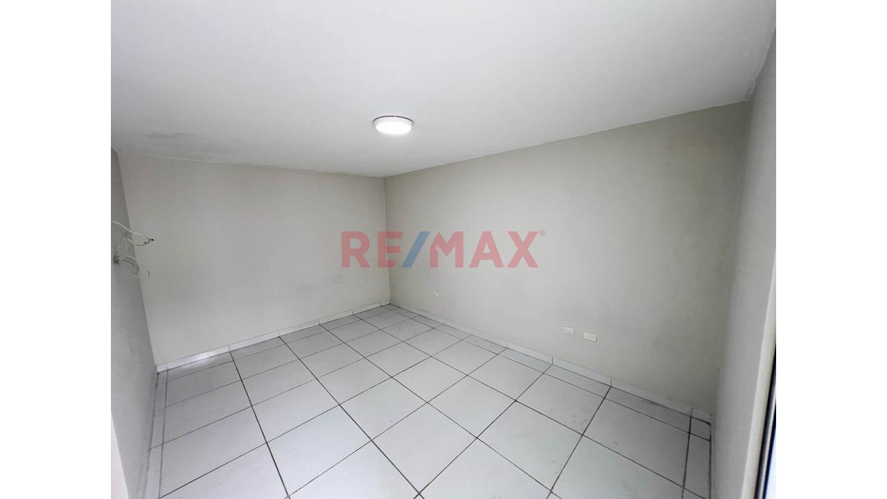 Venta Departamento Con Piscina 3Hab + Est En Surco Condominio Florencia — foto 8