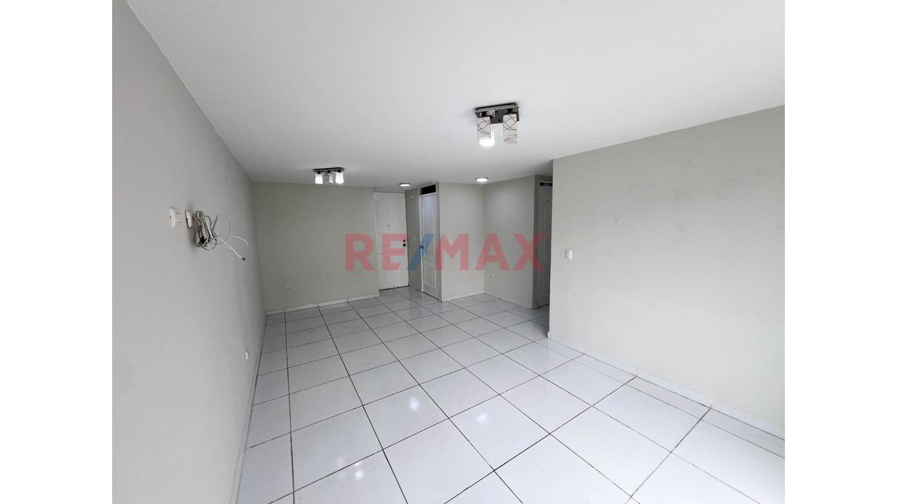Venta Departamento Con Piscina 3Hab + Est En Surco Condominio Florencia — foto 15