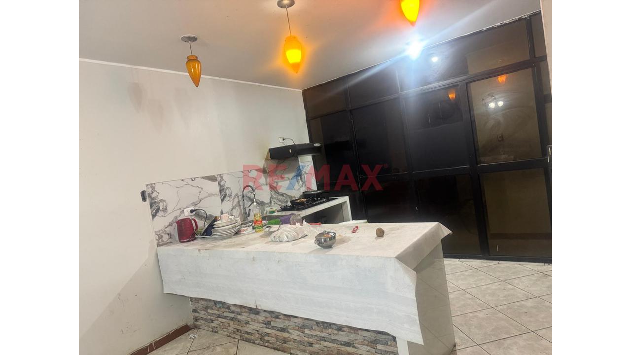 Vendo Hostal Y /O Local Comercial En Ica - 12