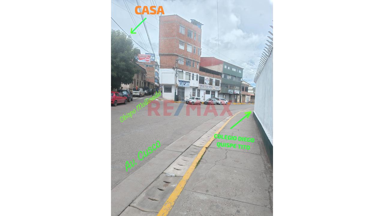 Casa De 3 Pisos En Venta ...Inversión Segura En Ubicación Estratégica - 3