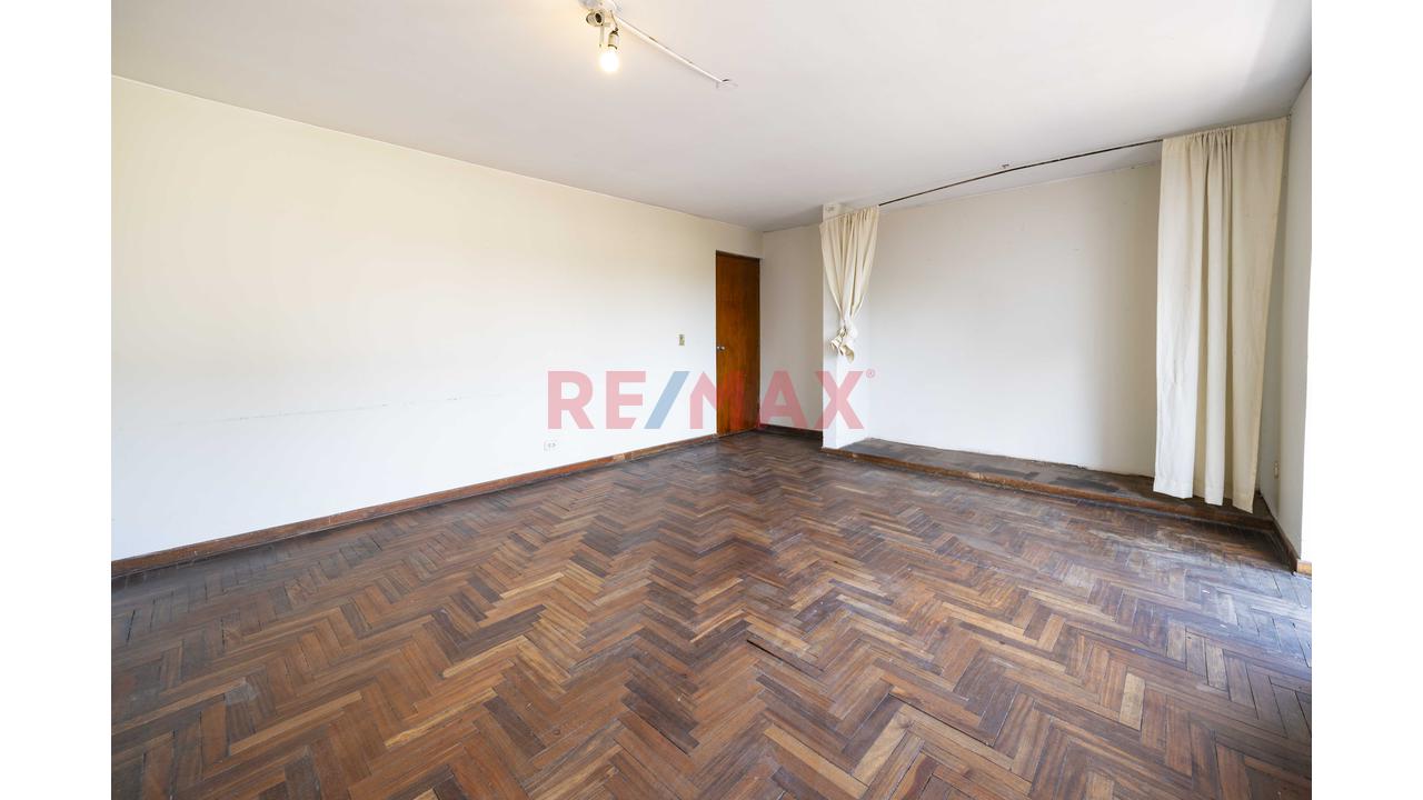 Casa de 5 dormitorios en San Isidro, 328 m² — foto 3