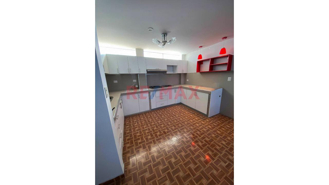 🏢Casa Rentable En Venta Con Mini Departamentos En La Esperanza - 10