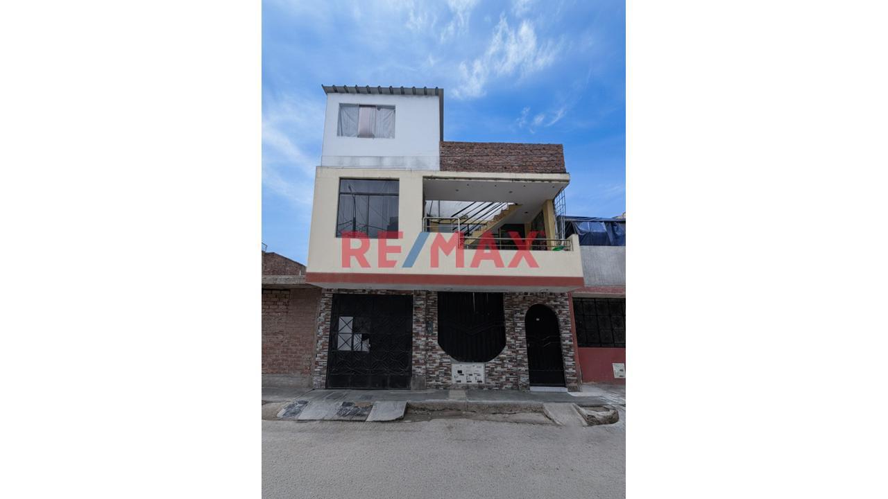 🏢Casa Rentable En Venta Con Mini Departamentos En La Esperanza - 1