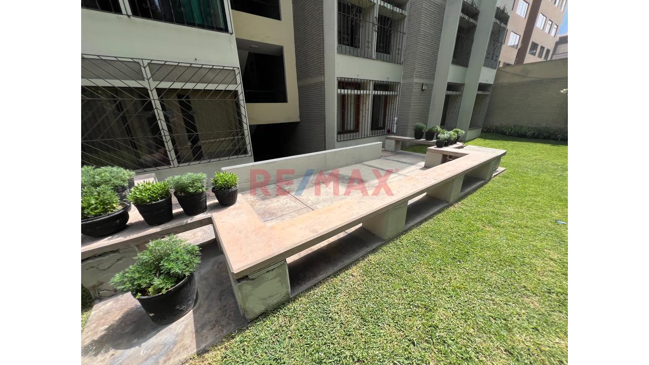 Ubicacion Esstrategica En Surquillo:¡No Dejes Pasar Esta Oportunidad! — foto 11