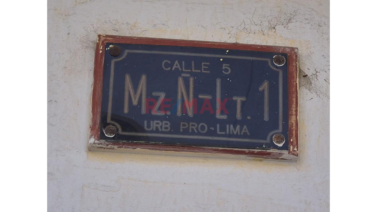 Casa Comercial En Venta En Los Olivos En Esquina Cerca A Panamericana Norte — foto 2