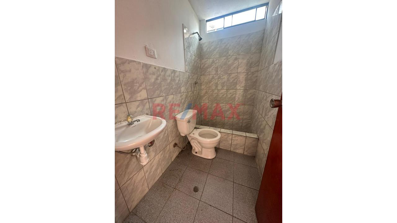 Alquiler De 2 Departamentos Para Oficina – Av. Universitaria, Smp Buena Ubicacion — foto 9
