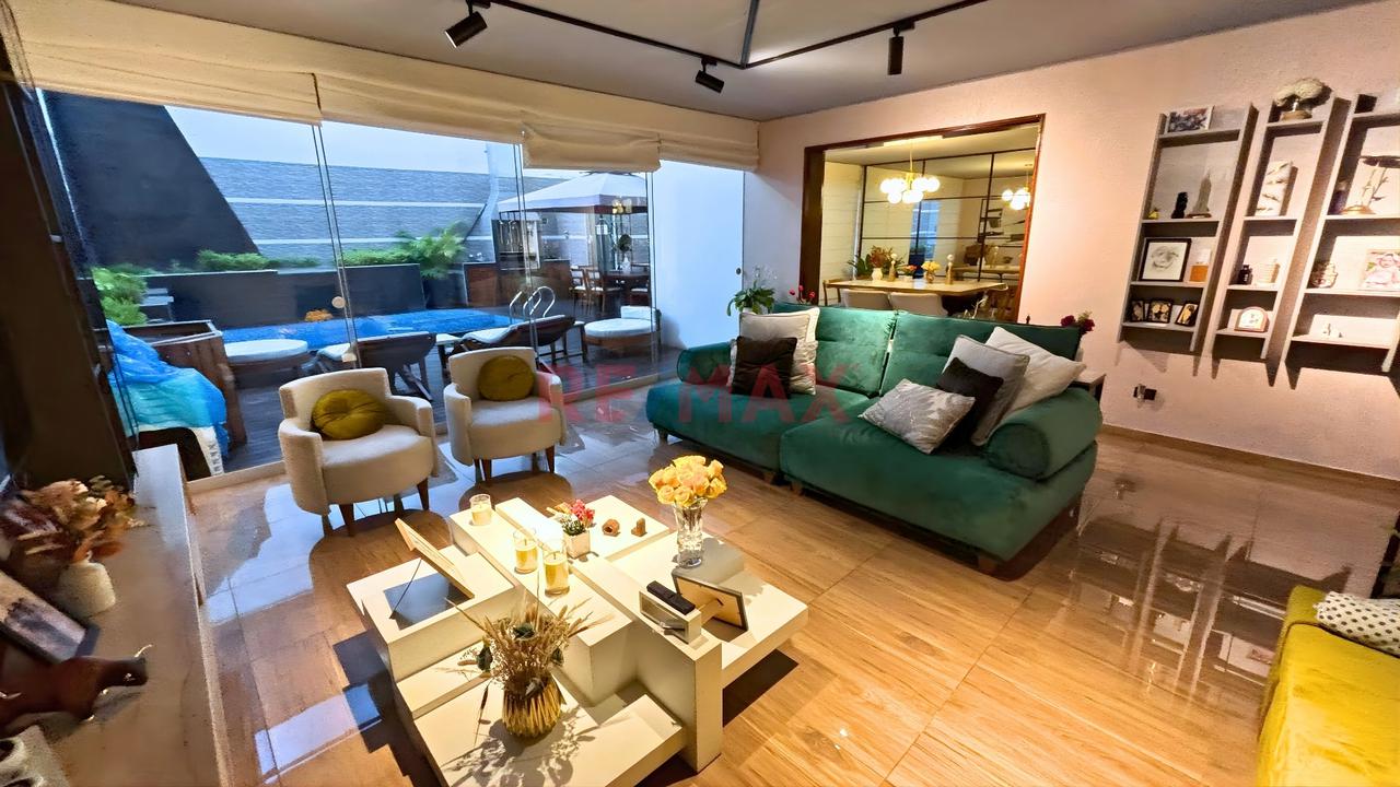 En Venta Amplia Casa De 4 Pisos En Ubicación Privilegiada Del Cercado De Lima — foto 14