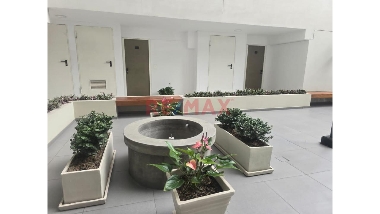 Venta De Departamento Con Una Vista Privilegiada De Lima Clásica - 15