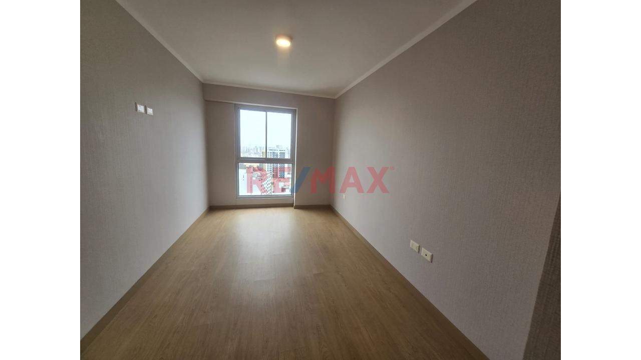 Venta De Departamento Con Una Vista Privilegiada De Lima Clásica - 6