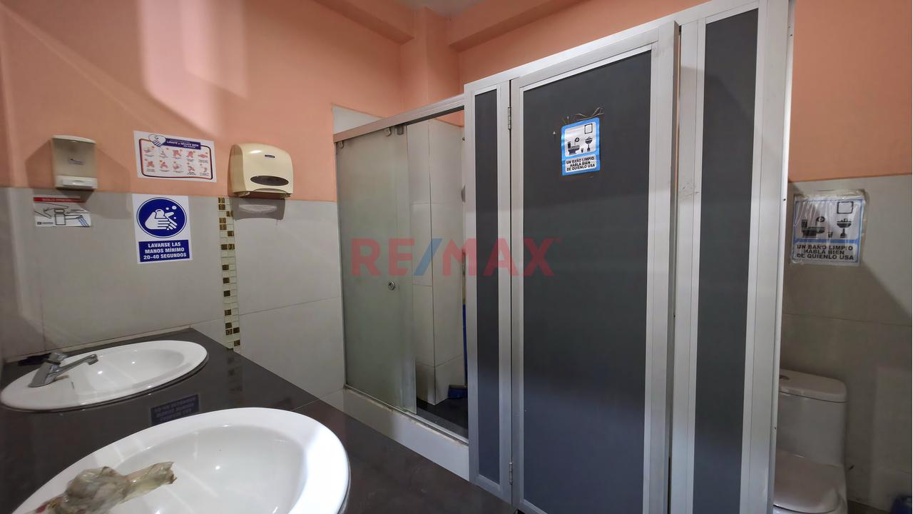 🏢 ¡Amplio Local Comercial De 216 M² En Av. Revolución-Villa El Salvador–2Do Piso - Ideal Para Oficinas Y Centros De Salud! — foto 11