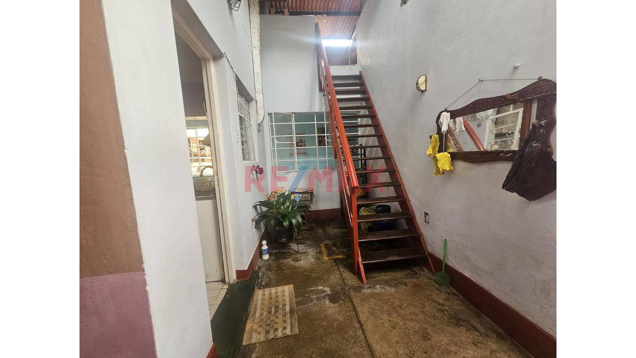 Casa En Venta – La Perla, Callao | Ubicación Estratégica - 11