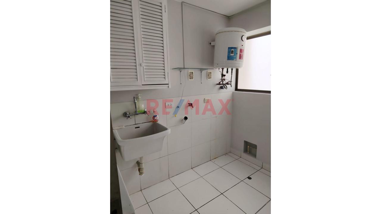 🏡 Vive En San Isidro – Urb. Corpac | Ubicación Estratégica Y Comodidad — foto 2