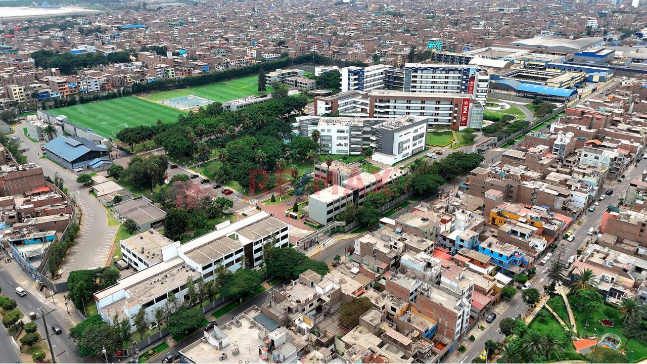 Oportunida Unica..Local Comercial En Venta, Excelente Ubicacion En Compucentro Santa Anita - 7