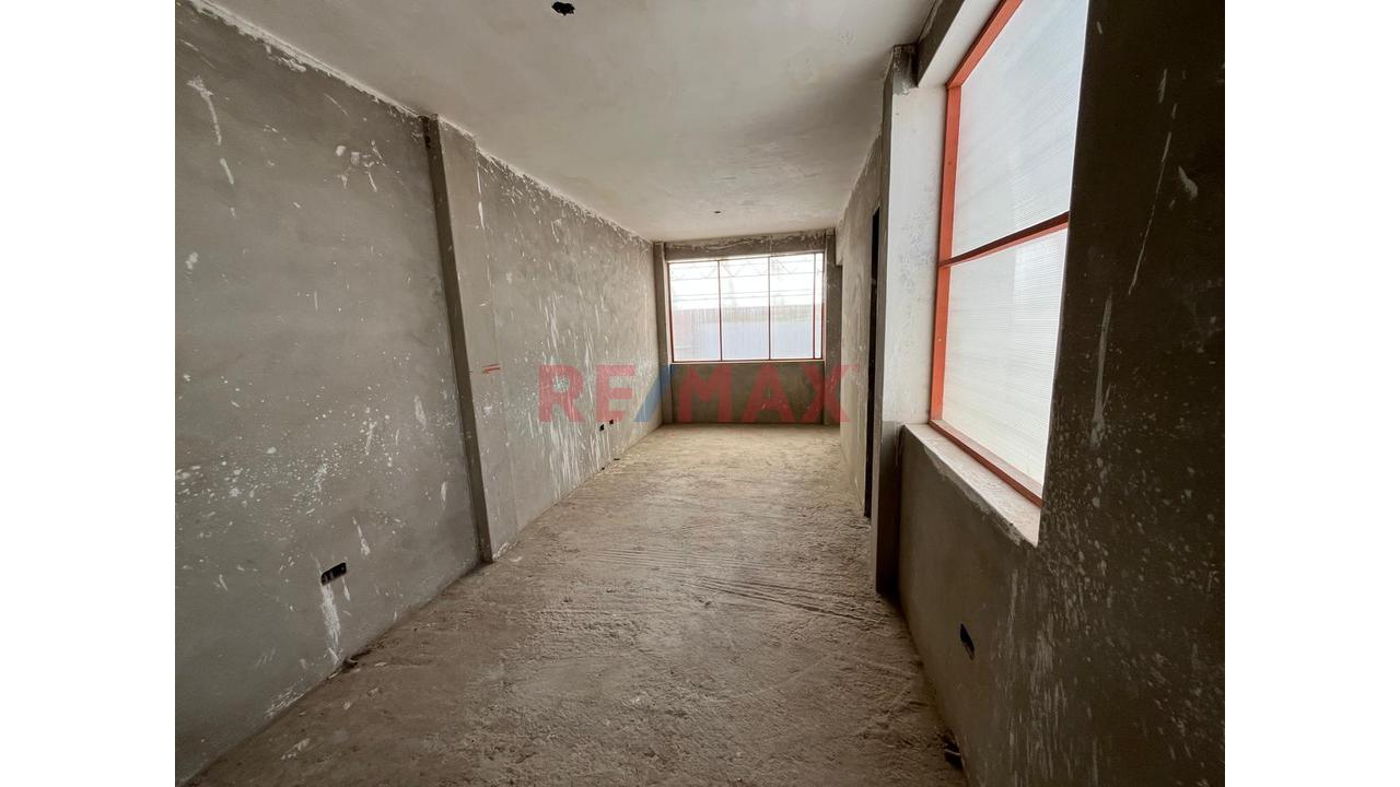 Venta De Amplia Casa En Urb. Monterrico — foto 13