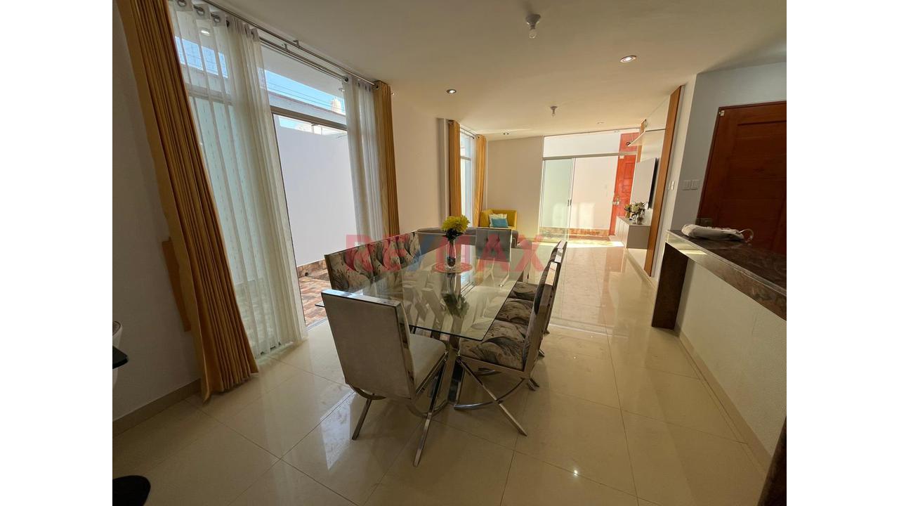 Linda Casa En Venta En Urb Miraflores Country Club — foto 3