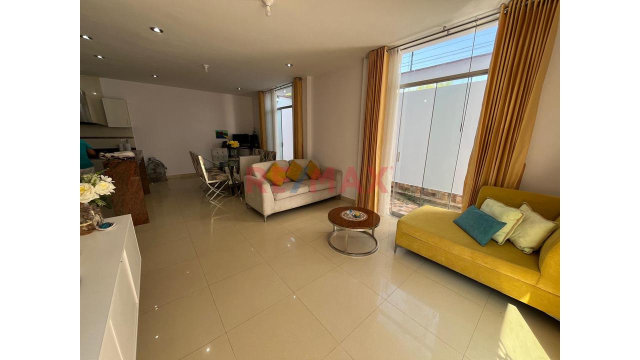Linda Casa En Venta En Urb Miraflores Country Club — foto 2